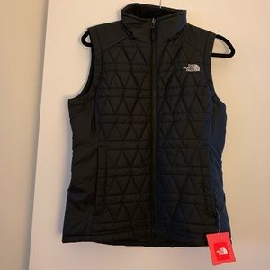 north face black vest